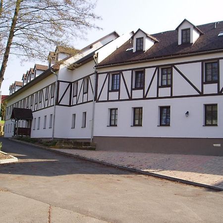 Restaurace A Penzion Ceska Hospoda Heřmanice Eksteriør bilde